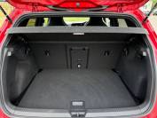 VOLKSWAGEN GOLF 2024 (24)