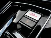 VOLKSWAGEN GOLF 2024 (24)