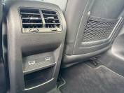 PEUGEOT 408 2023 (23)