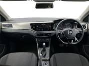VOLKSWAGEN POLO 2020 (70)