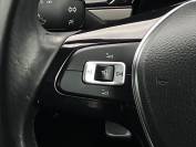 VOLKSWAGEN POLO 2020 (70)
