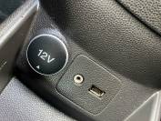 FORD FIESTA 2014 (64)