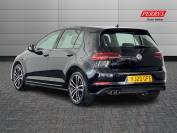 VOLKSWAGEN GOLF 2020 (20)