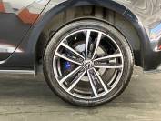 VOLKSWAGEN GOLF 2020 (20)