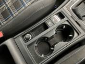 VOLKSWAGEN GOLF 2020 (20)