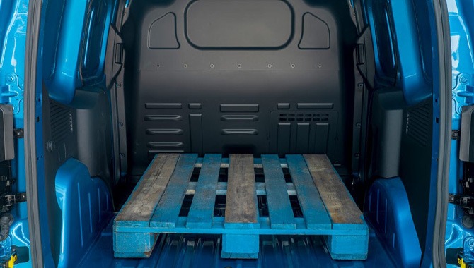 All-New Ford E-Transit Courier -